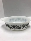 Vintage PYREX 043 BLACK TULIP 1½ Quart Oval CASSEROLE Bake Dish