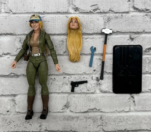 G.I. Joe Classified Series Retro Cardback Courtney “Cover Girl” Krieger