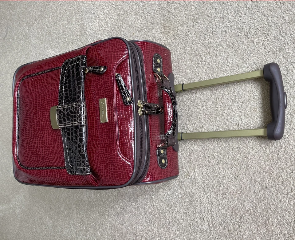 Nice Suitcase Samantha Brown Exp Spinner Embossed Faux Leather Croc Luggage NY - Image 3 of 4