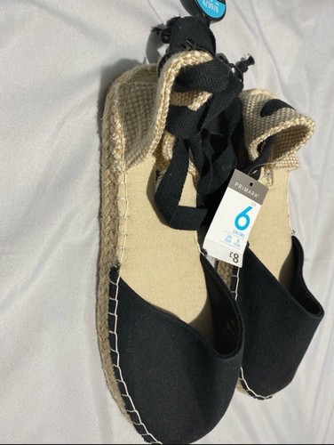Schwarze Schnürschuhe Größe 6