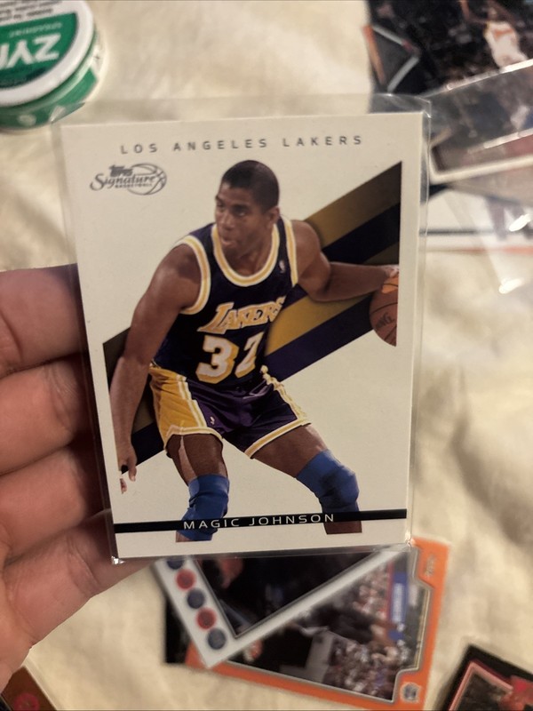 2008-09 Topps Signature - Magic Johnson #TS-MJ /2325