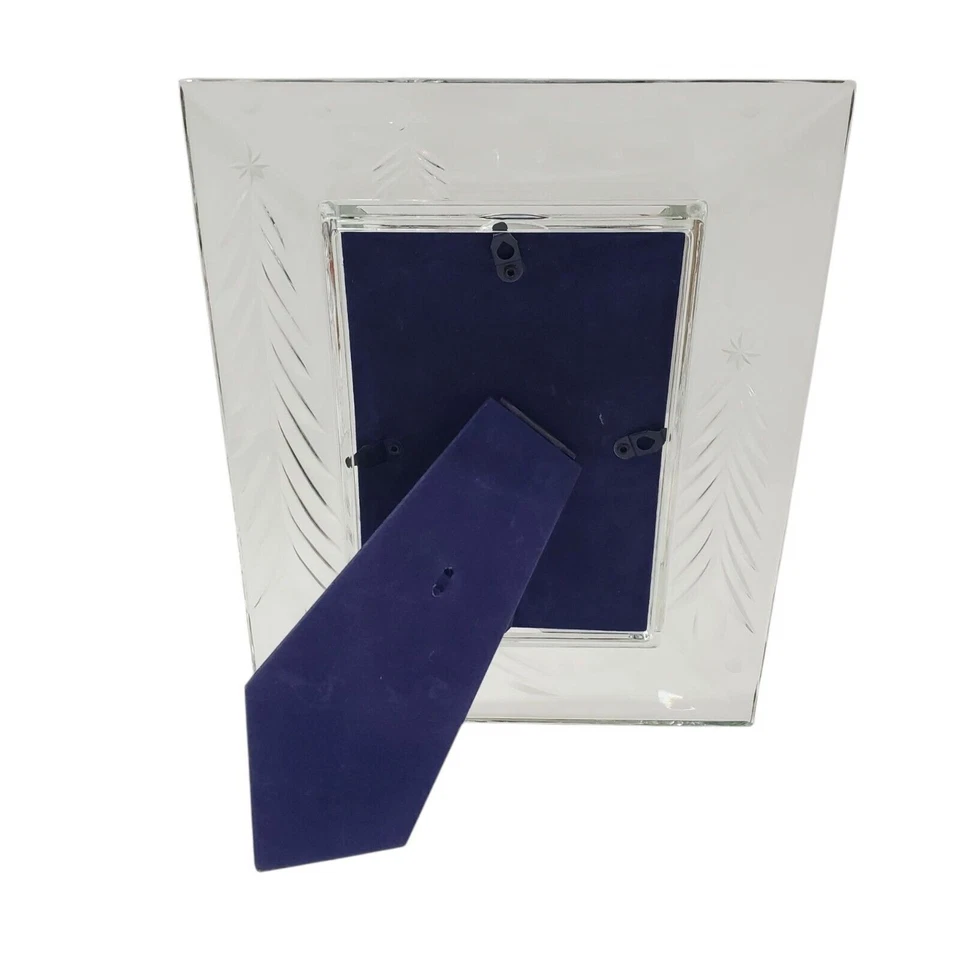 Marco de fotos de cristal para boda de Navidad Mikasa soporte diseño grabado terciopelo azul Foto 2 de 2