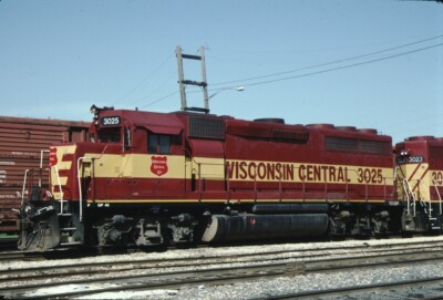 WC Wisconsin Central EMD GP40 Kodachrome original Kodak slide