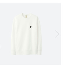 NWT Uniqlo Kaws Peanuts Snoopy White Crewneck Sweatshirt Pullover Sweater SMALL