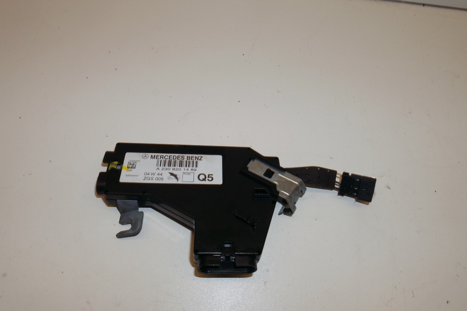 MERCEDES SL55 AMG R230 Aerial / Antenna A2308201489 Antenne Links 