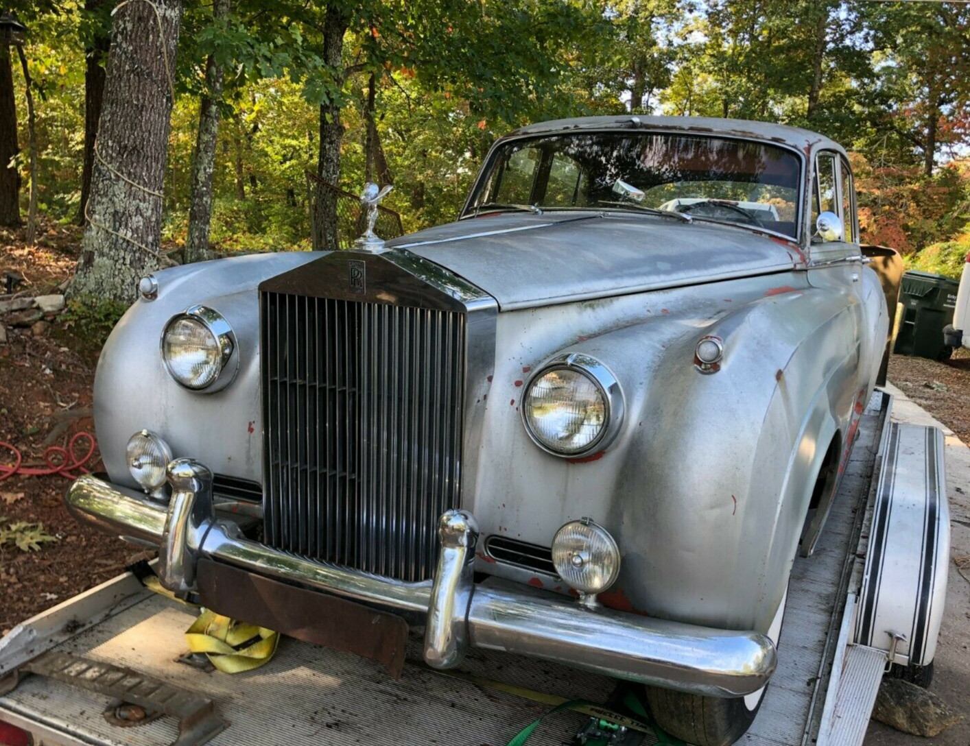 ROLLS ROYCE CLOUD BENTLEY 55-59 WASHER JAR. WORLDS LARGEST USED CLOUD INVENTORY