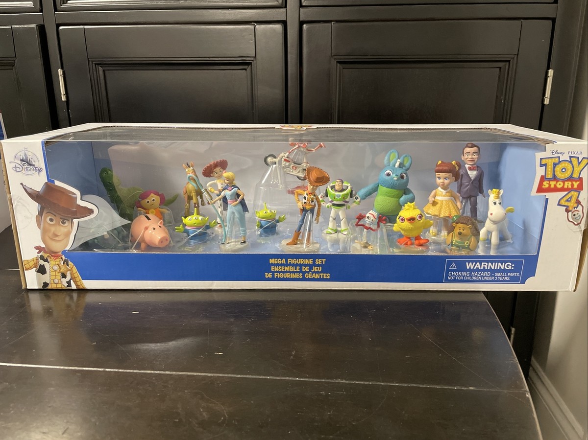 TOY STORY 4 Mega Figurine Set (19 Figures) - Hard to Find - NEW