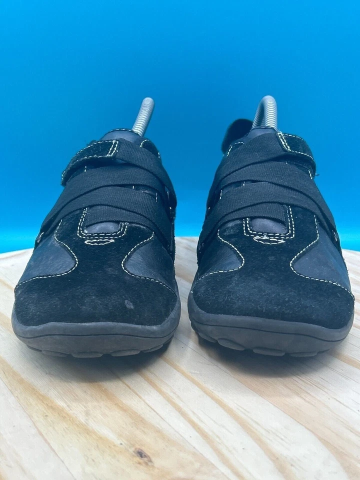 Easy Spirit Athletic Shoes Women's Sz 8.5M Black Suede Hook & Loop Sneakers - Image 2 of 4