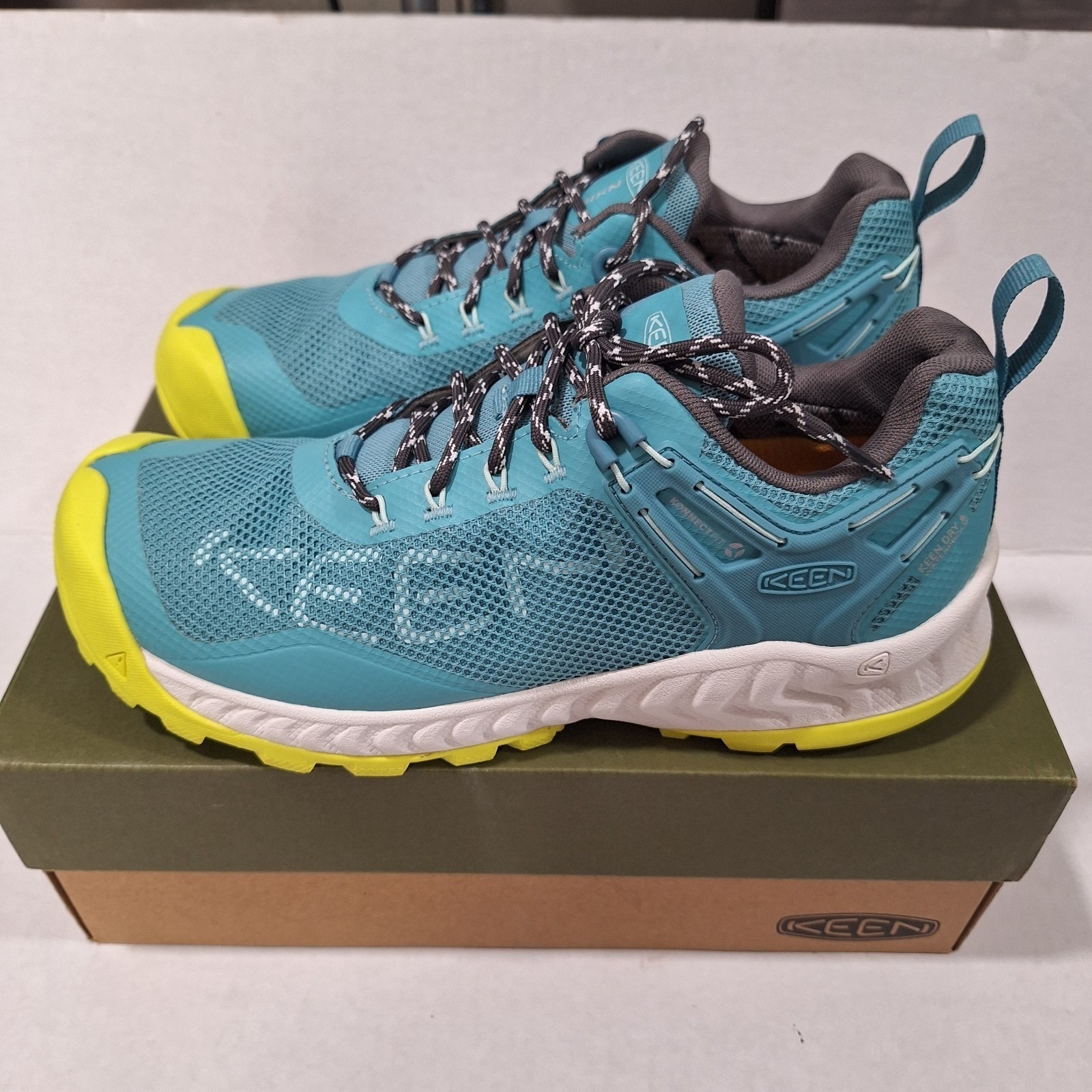Scarpe da trekking KEEN donna Nxis Evo bassa altezza impermeabili imballaggio rapido taglia 9 NUOVE