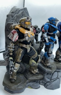 Halo Reach Legendary Collector's Edition statue And Original Box
