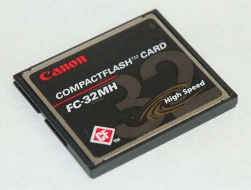 Genuine Canon PowerShot S70 A310 32MB Original CompactFlash CF Memory Card