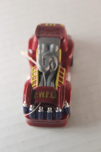 Ertl Collectible Preschool Big Wheel Diecast FWFD Fire Truck 3" - Picture 3 of 5
