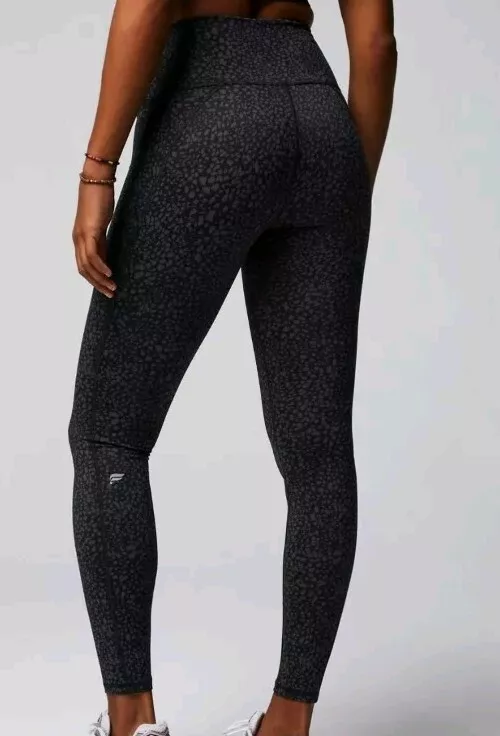 fabletics powerhold high waisted 7/8 camo leggings