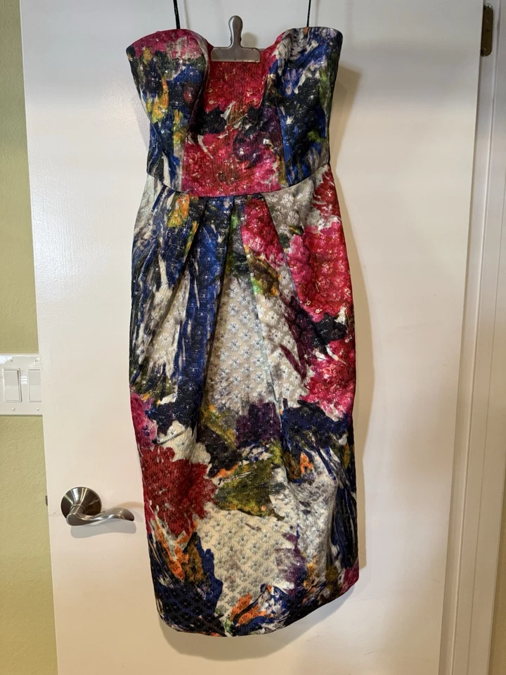 Phoebe Strapless Dress With Flower Designs Size 2. Hardly Worn - Image 2 of 4