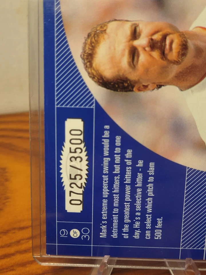 1998 Donruss Elite CRAFTSMEN BLUE #19 Mark McGwire RARE FOIL INSERT /3500 - Image 4 of 4