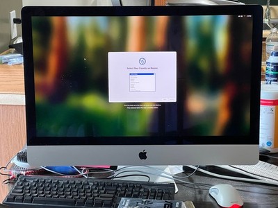 2020 iMac 5k 27-inch 3.8ghz 8-core i7 32GB DDR4 RAM 512GB SSD Radeon Pro 5700 8G