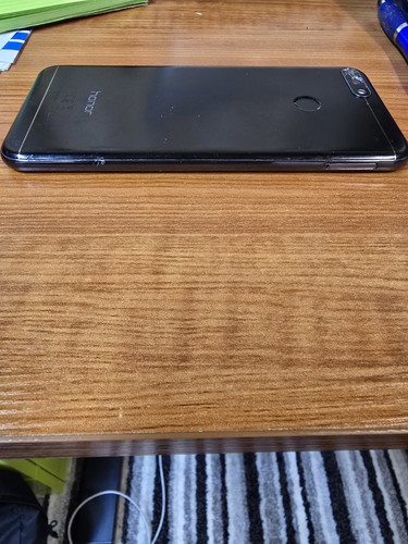 Huawei Honor 7a 16GB Black (Unlocked) Smartphone Screen Damage - Picture 4 of 8