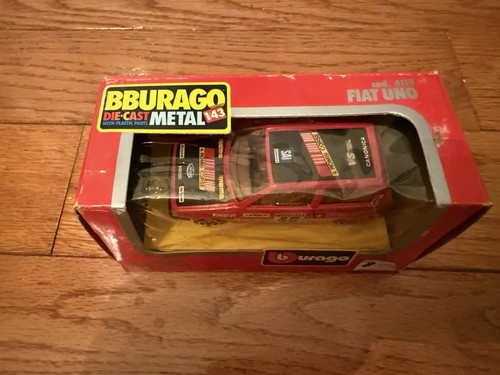 Vintage Red Burago Fiat Uno Diecast Model 1/43 Sport Car Italy - Picture 2 of 3