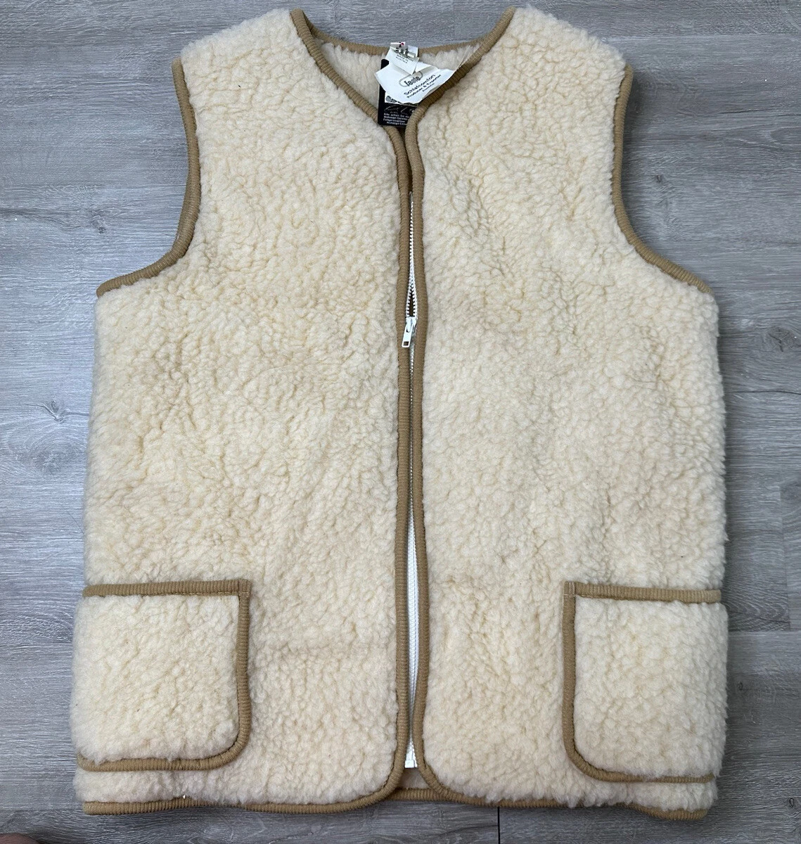 VTG New FESTE VEST Large MEN SPORT WESTERN SHERPA TRUCKER HUNTING HIKING USA