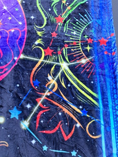 Huge Zodiac Aquarius Blacklight Tapestry Wall Hanging Throw Blanket 4'x5' - Picture 4 of 6