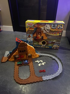 Thomas & Friends Take-n-Play Roaring Dino Run Fisher Price Complete Boxed