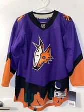 New with tags Outerstuff 2021 Reverse Retro Phoenix Coyotes Jersey Youth L/XL