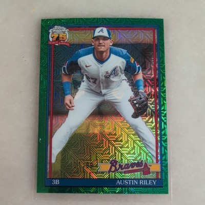 2026 Topps Series 2 Austin Riley Mojo Green Refractor /99 (Jersey Match 27/99)