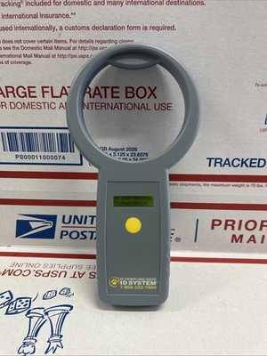 AKC COMPANION ID SYSTEMS Pet Microchip Scanner  USED WORKS FAST SHIPPING