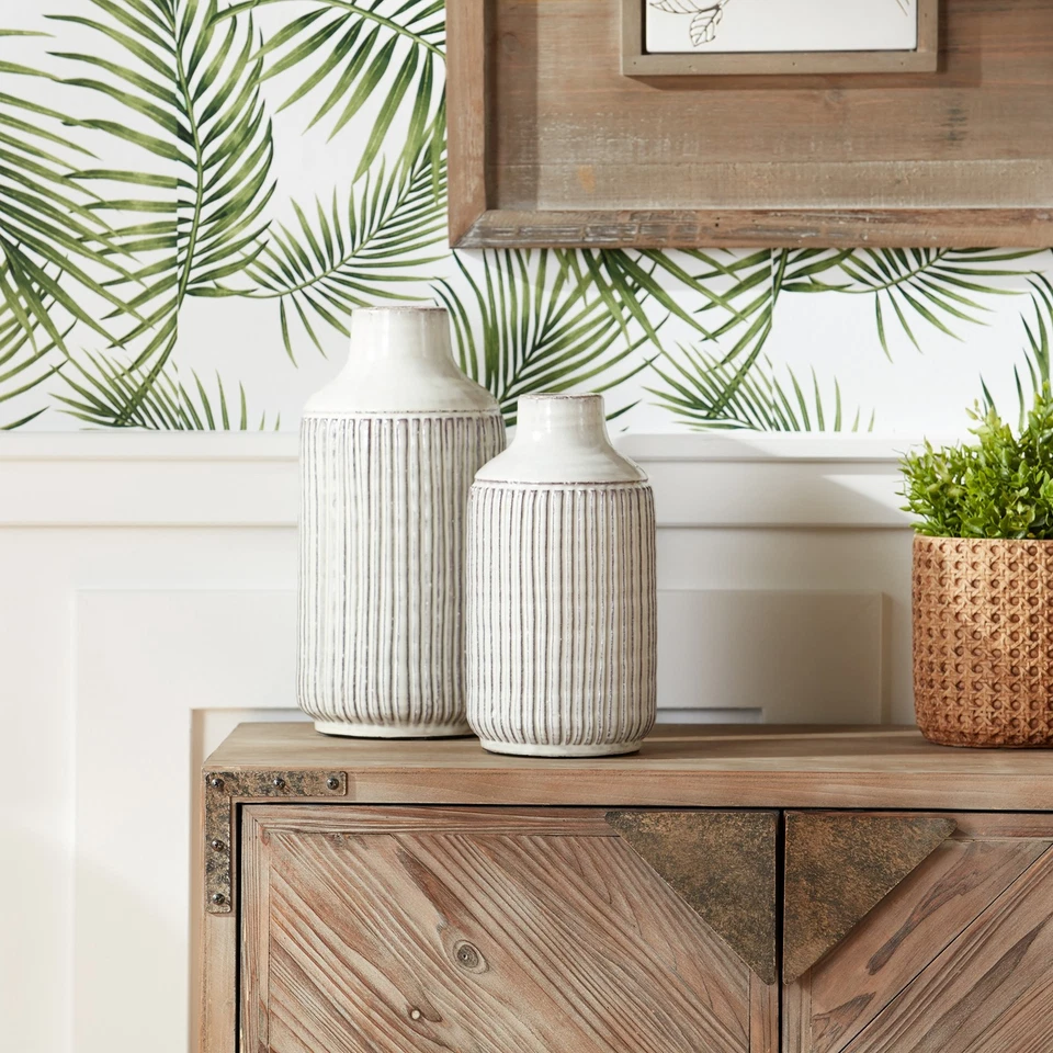 Rustikale gerippte Terrakotta Vase 12,25" Höhe - Bild 2 von 3