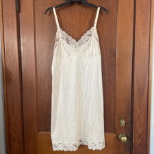Vintage Lorraine PINK Nylon Lace Trim Midi Length Full Slip Dress Size 40 Silky