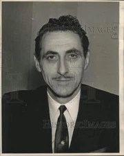 1963 Press Photo Thomas Lupo, chairman of planning commission for Jefferson