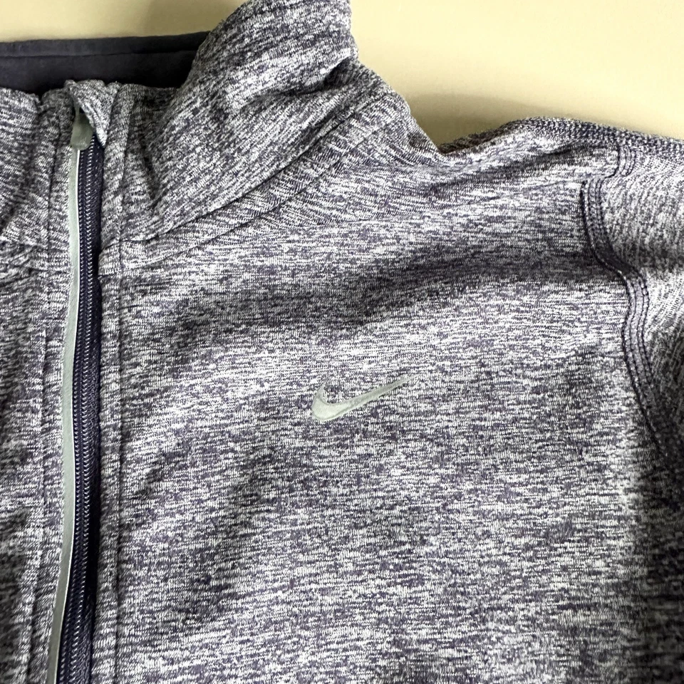 Camiseta de running Nike para mujer grande Dri-Fit Element púrpura agujeros para los pulgares ropa deportiva Foto 4 de 4