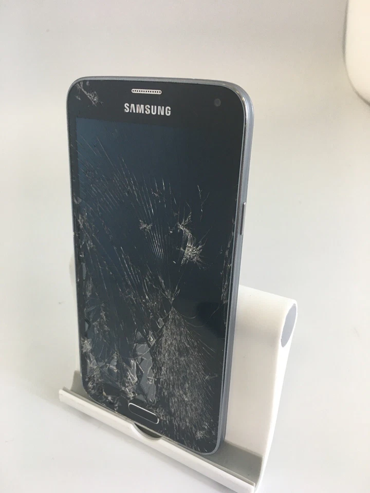 Samsung Galaxy S5 Neo Black Unlocked Android Smartphone Cracked Incomplete, photo 3 of 5