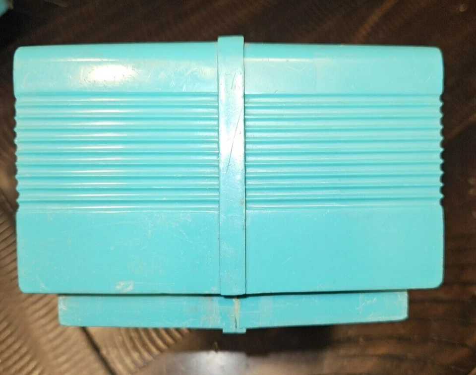 1960s Structo Toys Chevrolet Corvair ramp side Camper Truck, Nice Condition - Image 4 of 4