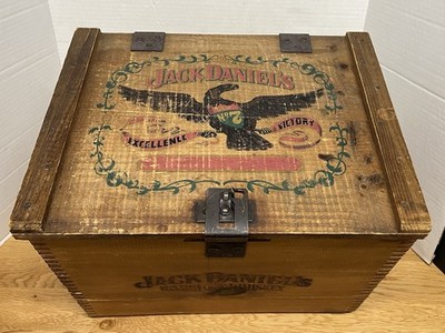Rare Vintage Jack Daniel's No. 7 Wooden Crate -   w/Eagle & Dovetailed Joints