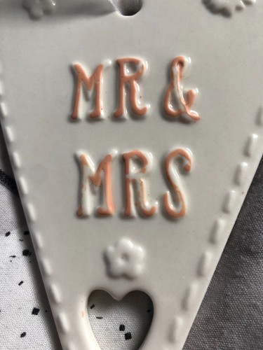 Mr & Mrs Ceramic Hanging Sign Plaque Wedding Gift Anniversary Present Heart Cute - Picture 7 of 10