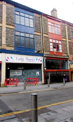 Foto 6x4 Florist Eröffnung hier bald, Upper Dock Street, Newport City Cent c2020