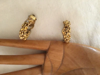 Boucles d'oreilles dorées créoles tressées clips bon état. - Photo 1/4