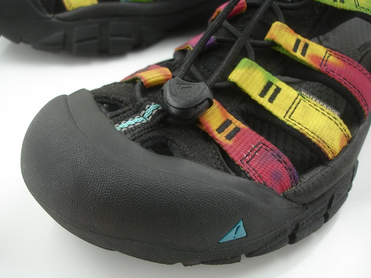Sandali impermeabili donna 8 5 M KEEN Newport H2 arcobaleno gay tie dye slingback