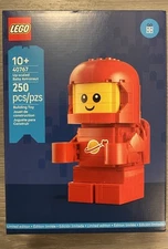 Lego Up-scaled Baby Astronaut Set 40767 space baby gwp Limited Edition Retired.