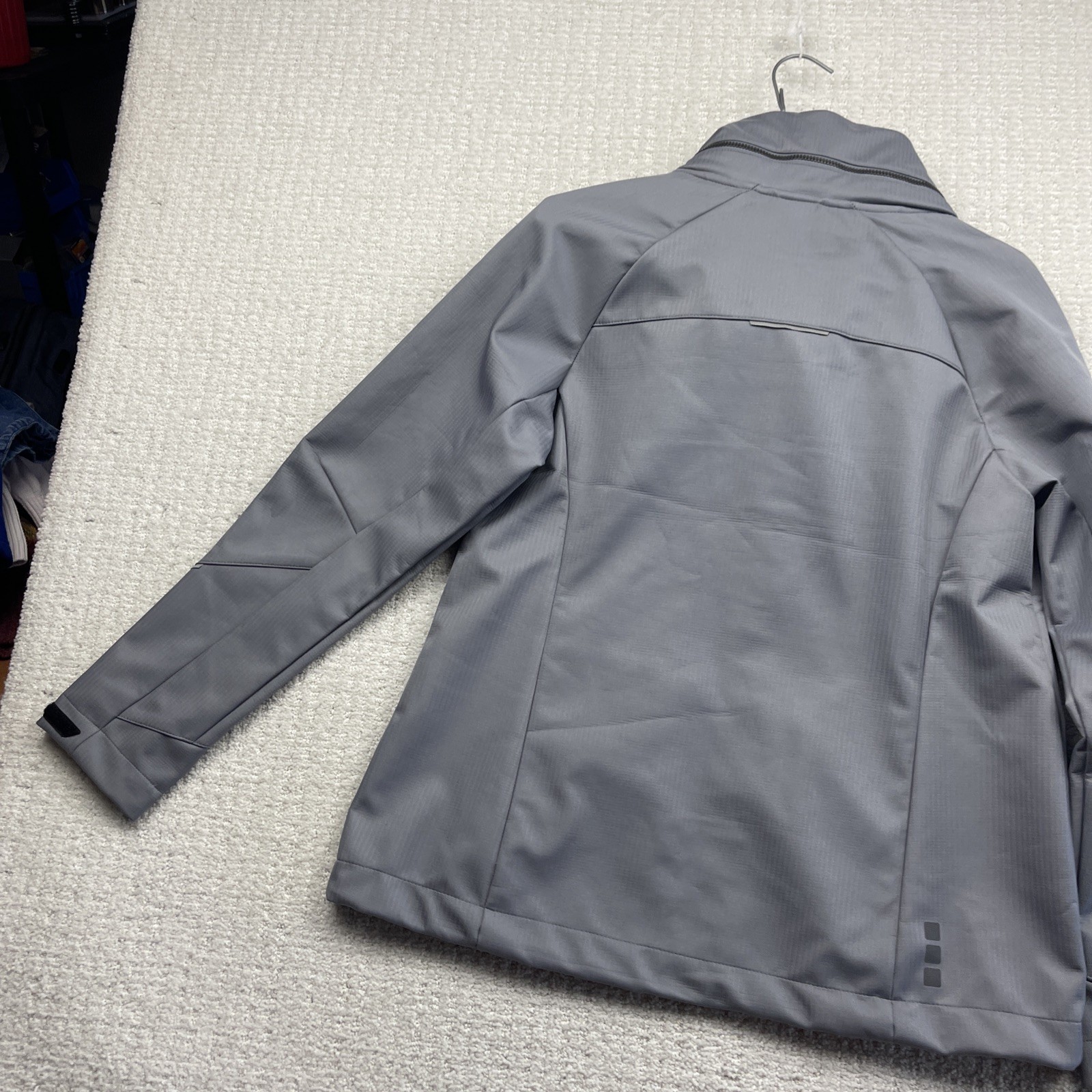 Cub Cadet x Elevate Soft Shell Tech Windbreaker J… - image 10