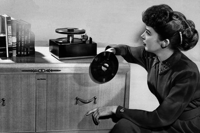 #ad 45 RPM Vinyl 7quot; Single Records $2.00