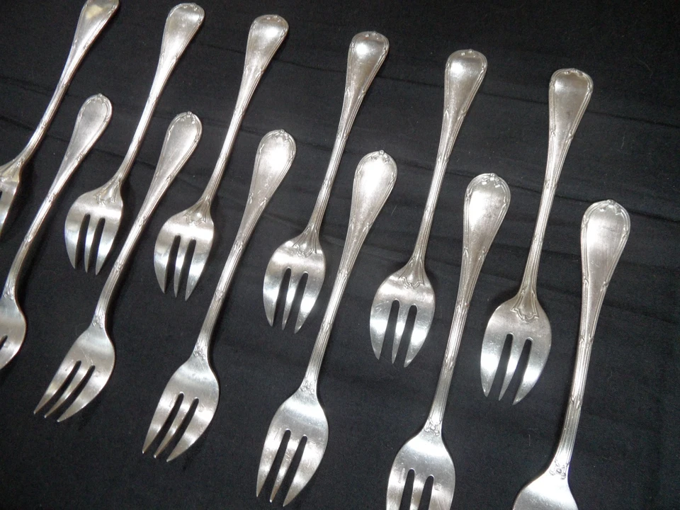 CHRISTOFLE RUBANS CROISES 12 FOURCHETTES A HUITRES L= 14,5cm - Photo 3/4