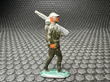 Vintage Small Flat Toy Fighting Soldier Lead Metal Weapon Hand Made painted