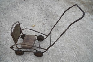 poussette poupee ancienne