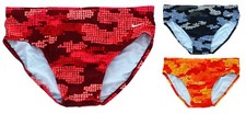 Calzoncillos de natación para hombre Nike, traje de baño camuflado tecnológico traje de baño inferior TESS0042 PRECIO DE VENTA SUGERIDO POR EL FABRICANTE $42