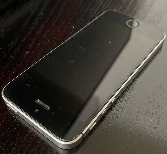Apple iPhone SE - 64GB - Silver (Unlocked) A1723 (CDMA + GSM) for ...