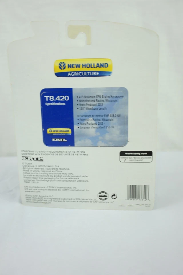 Trator New Holland T8.420 Ertl 13842 NOVO em escala 1/64 - Imagem 2 de 4
