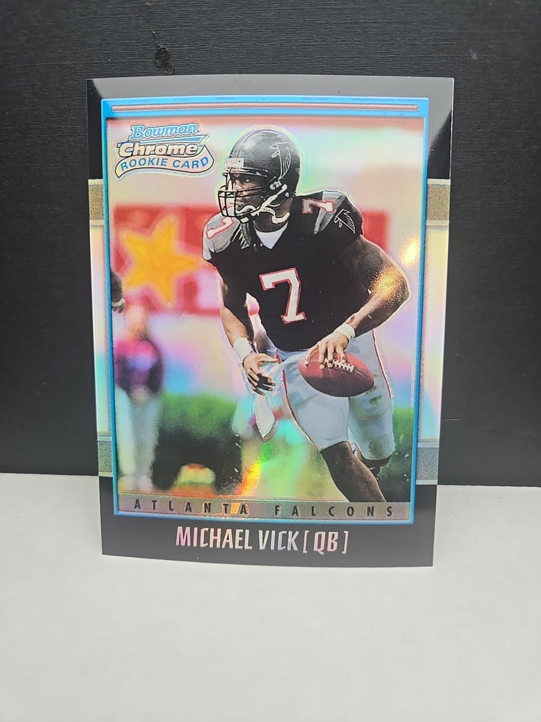 2001 Bowman Chrome - Rookie Refractor Michael Vick #180 /1999 (RC)