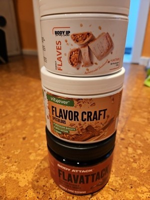 Konvolut Flavour Body Attack,vit4ever und Body ip , 3 Geschmacksorten